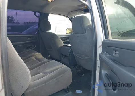 2005 Chevrolet Silverado Ls from USA, damaged, VIN 2GCEC13T751140812